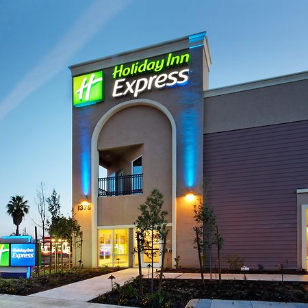 Holiday Inn Express Benicia By Ihg מראה חיצוני תמונה