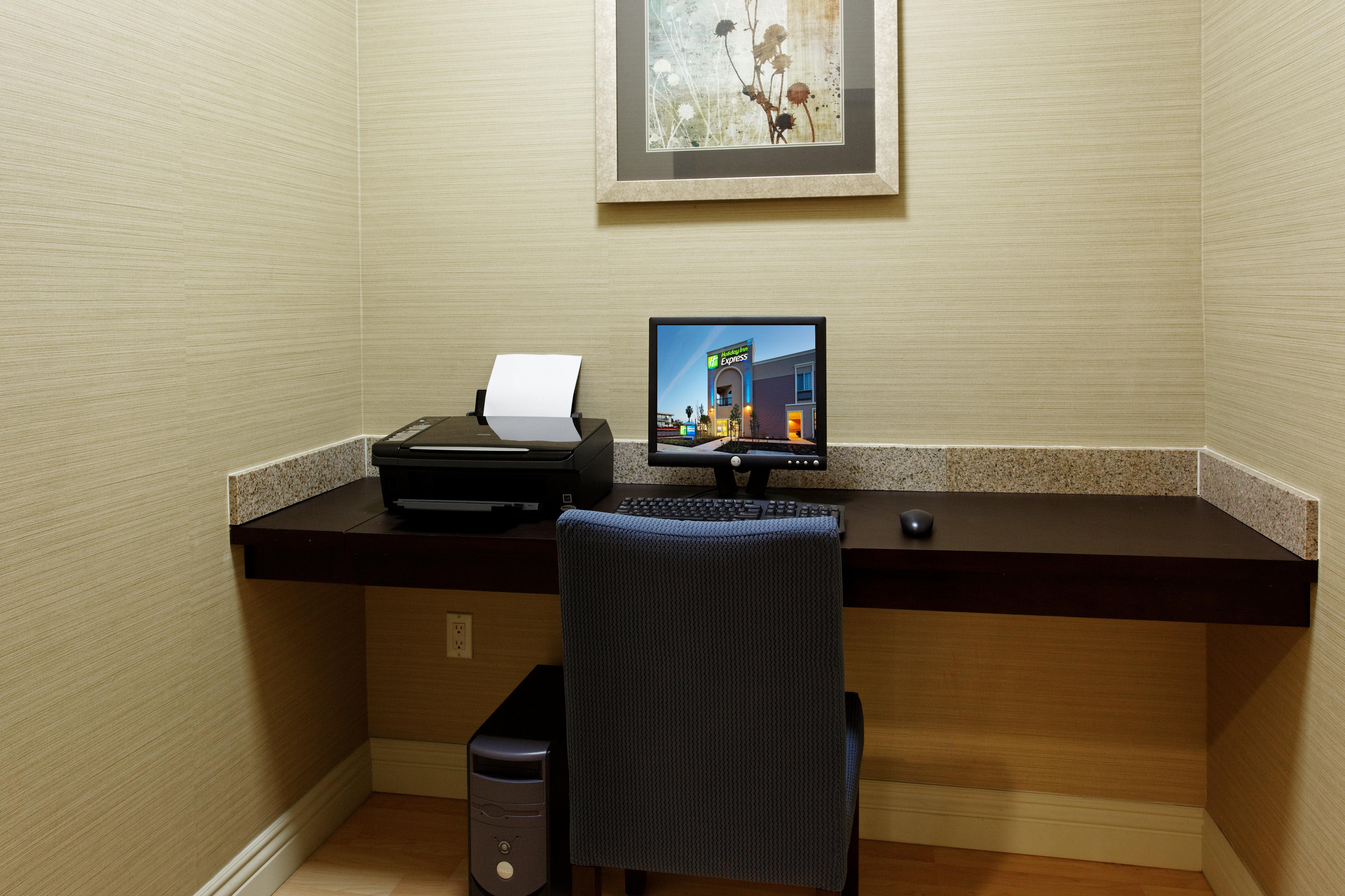 Holiday Inn Express Benicia By Ihg מראה חיצוני תמונה