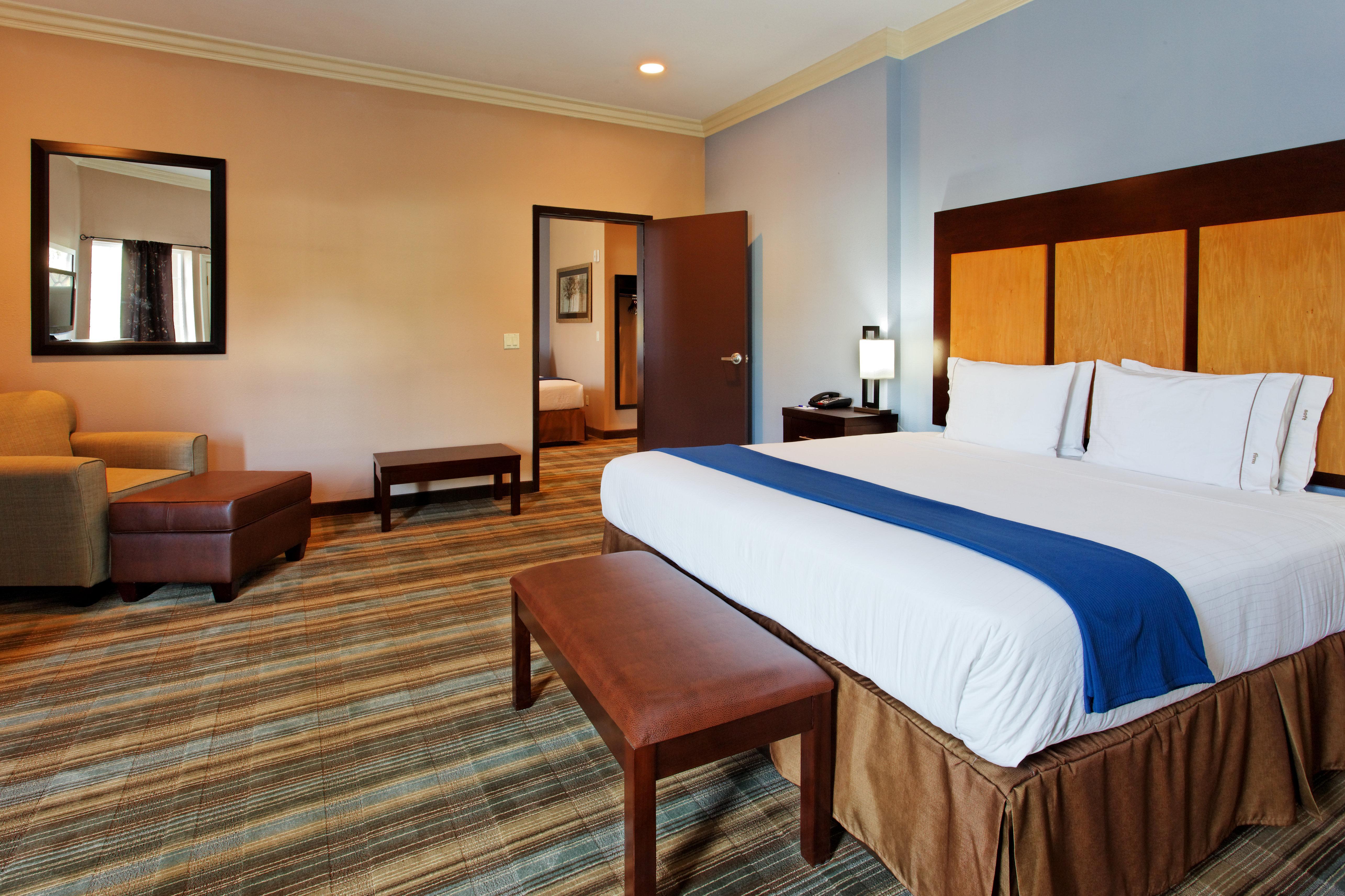 Holiday Inn Express Benicia By Ihg חדר תמונה