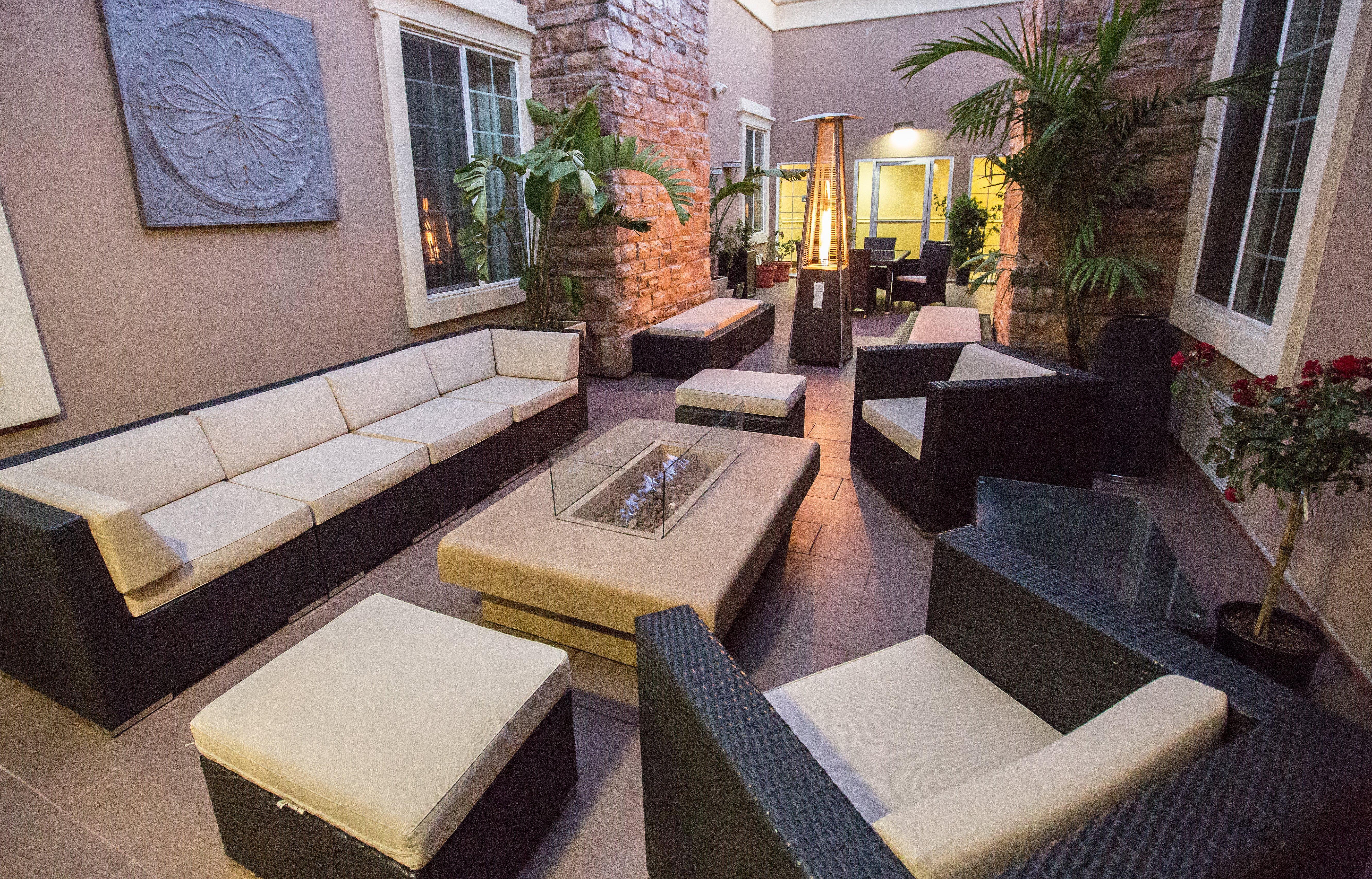 Holiday Inn Express Benicia By Ihg מראה חיצוני תמונה